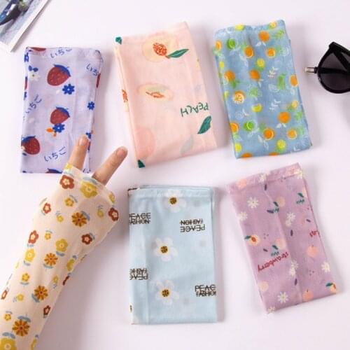 2pcs Arm Sleeves Ice Silk Sun-protective Sleeves Sun UV Protection Hand Protector Cover Outdoor Arm Warmer Half Finger