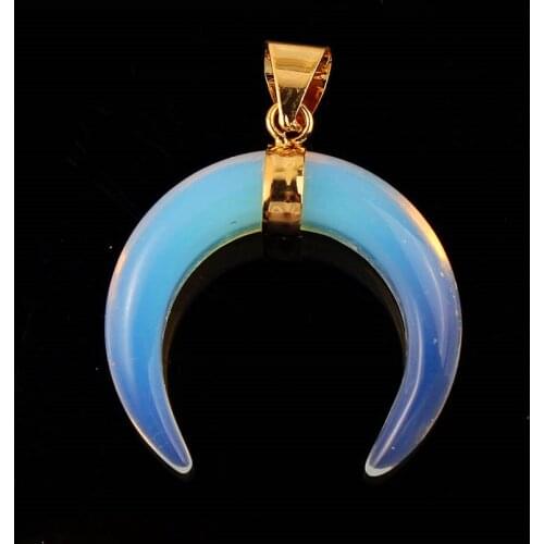 100-Unique 1 Pcs Temperament Light Yellow Gold Color Opalite Opal Crescent Moon Pendant Charm Jewelry