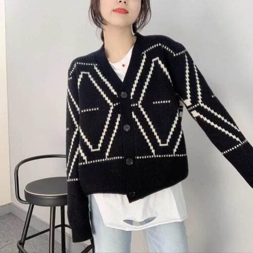 Sweater Jacket Womens Cardigan Autumn Winter 2021New Retro V-Neck Rhombus Knit Tops Single-Breasted Cardigan Loose Short Coat