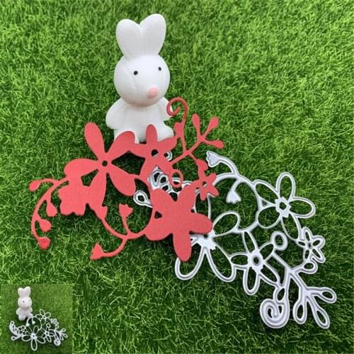 A piece of flowers and leaves hand embossed DIY album scrapbook greeting card decoration metal cutting mold