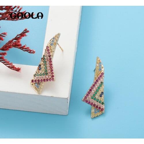 Color Advanced Modeling Banquet Focus Earrings Fashion Design Jewelry Handmade for Women Earrings Densely Inlaid Zircon Gift