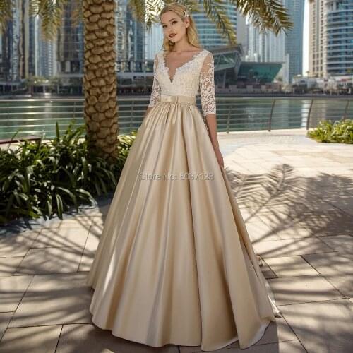 Champagne A Line Wedding Dresses Lace Appliques Illusion Back Elegant Bridal Gown Half Sleeves Vestidos de Noivas Custom