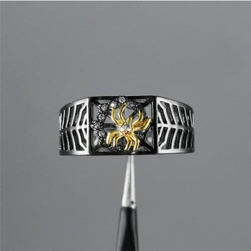 Vintage Fashion Gold Color Small Spider Ring White Zircon Animal Rings For Women Men Punk Hip Hop Jewelry Black Gold Hollow Ring