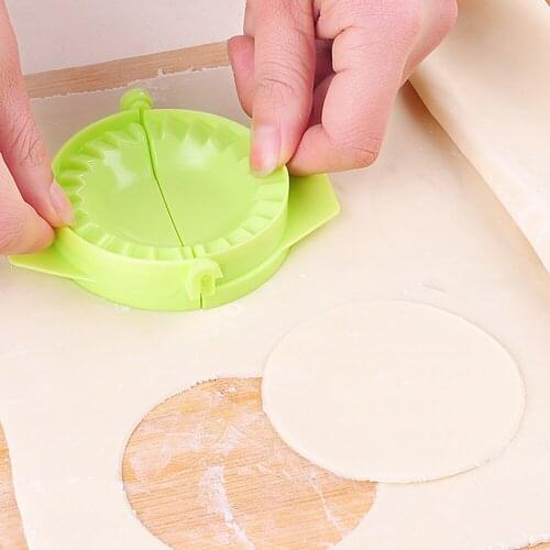 1PC Plastic Dough Press Dumpling Pie Ravioli Mould Kitchen Dumpling Molds Cooking Pastry Tool Kitchen Tools Baking Accessories