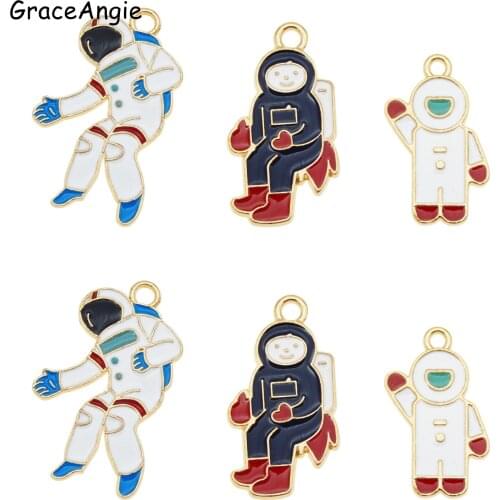 6pcs Mix Color Necklace DIY Astronaut Chunky Enamel Pendant Jewelry Findings Universe Fashion astronauts Eco-Friendly Choker