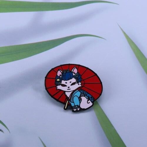 Yuki the Geisha Persian Cat enamel pin Sashimi Maiko Cat Pin