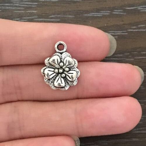 20PCS Bohemian Five Petal Flower Charm Zinc Alloy floral DIY Pendant Charm for Bracelet Necklace Earring Jewelry Making