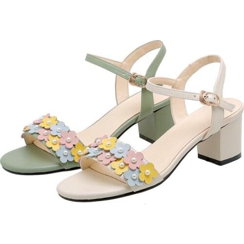 Sandalias mujer 2021 summer women sandals flower thick medium heels leather shoes wedding party casual simple shoes woman 33-43