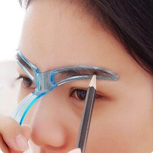 Dower Me Eyelash Tweezers