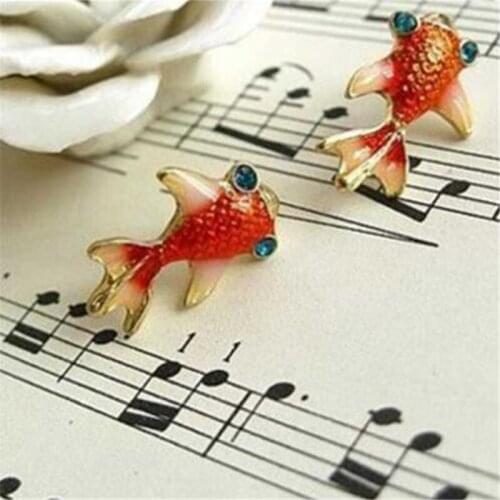 Free Shipping Stud Earrings Gold Color Fashion Earring Cute Fish Animal Earrings For Ladies Girls Womens Fashion Jewelry Gift