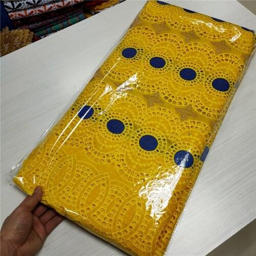 Latest Design 100% Cotton African Lace Fabric 2021 High Quality Lace Pure White Nigerian Swiss Voile Lace In Switzerland