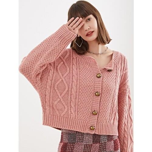 2021 Spring and Autumn sweater cardigan womens fashion French o-neck loose short twist woolen knitted cardigan S8755