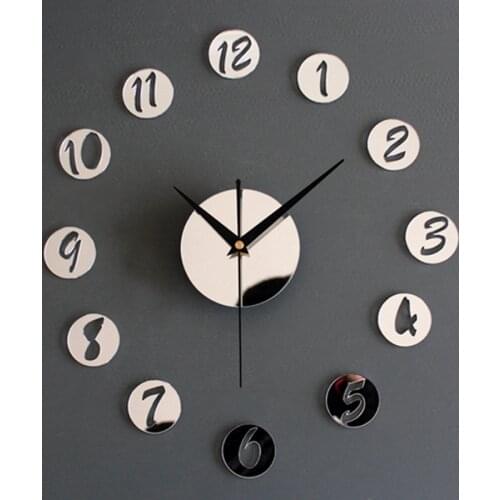 Personalized Home Decor Wall Clock Acrylic Creative Mirrors Figure in Small Round Wall Clock Best DIY Clock Modern Styles