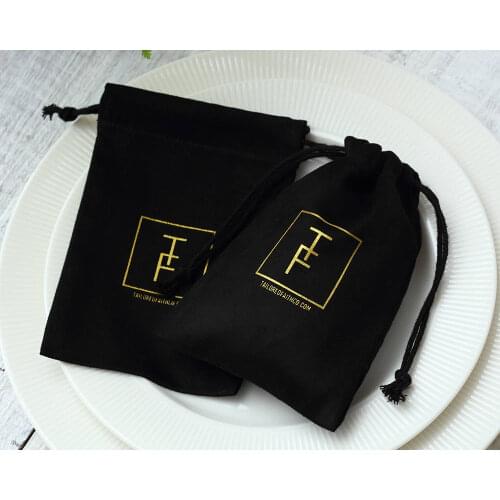 50pcs Black Flannel Jewellry Gift Bags Personalized Logo Jewelry Packaging Chic Drawstring Pouches for Wedding Party Decoration