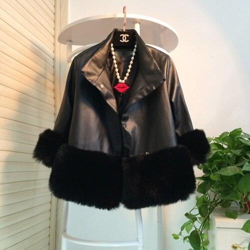 Winter Faux Fur Leather Jacket Women Thick Warm Faux Lambs Wool Fur Collar Leather Jacket Motorcycle Zipper Outerwear
