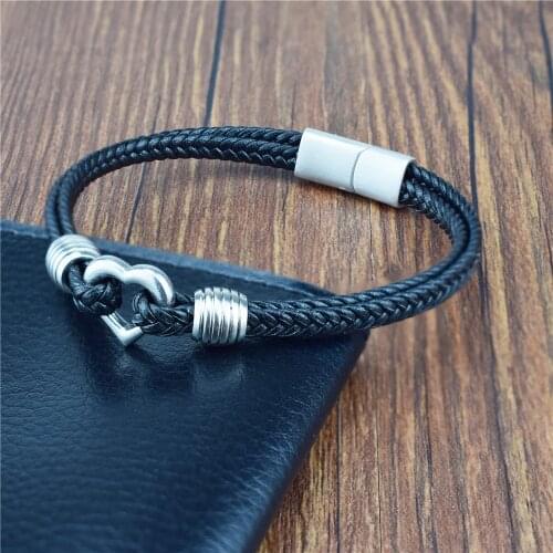 Woven Leather Wrapping Special Style Classic Stainless Steel Heart-shaped Leather Chain Mens Leather Bracelets for Men