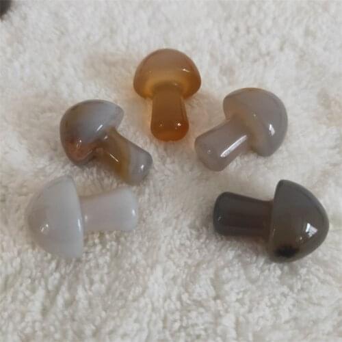 Crystal Agate Stone, Natural Quartz Crystal, Mushroom-Shape Flower Pot and Fish Tank Decoration