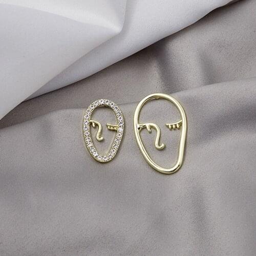 Origin Summer Korean Fashion Gold Color Asymmetrical Face Dangle earrings for Women Hot Sale Hollow earrings Jewelry Accessories