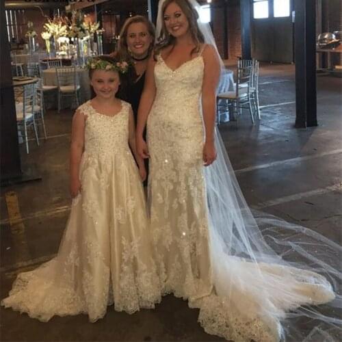 Ivory Flower Girls Dresses Sleeveless For Weddings Lace Appliques Ball Girl Gown Birthday First Communion Pageant Dresses