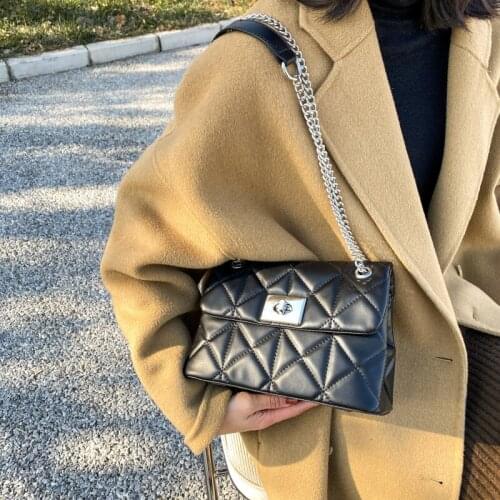 2022 New High-quality PU Leather Womens Designer Handbag High capacity Shoulder Messenger Bag Lattice Large Tote Armpit Bag