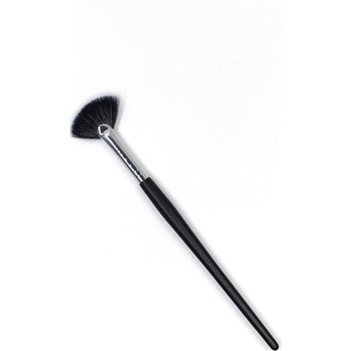 1Pcs Flat-head Loose Powder Makeup Brush Small fan-shaped Residual Powder brush Face scan Basic Makeup Tools