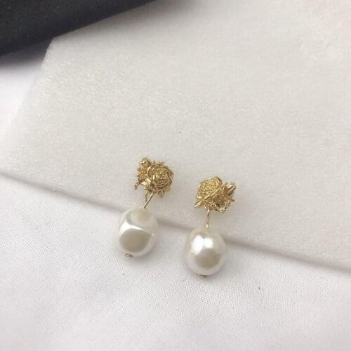 CE - 160 pearl earrings contracted joker fashion web celebrity with Japanese and south Korean style