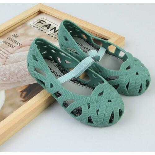 Sandals for Children Cut-Outs Solid Stylish Soft Sole Breathable Summer Shoes Kids Hollow Out Flat Heels Toddler Sandals Casual