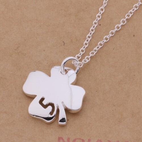 Wholesale Charm Silver Color Pendants For Women Fashion Jewelry Necklace Lady Fashion Jewelry Pendant Four Leaves Clover AN363
