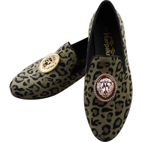 Harpelunde Men Leopard Prints Dress Shoes Lion Emblem Velvet Loafers