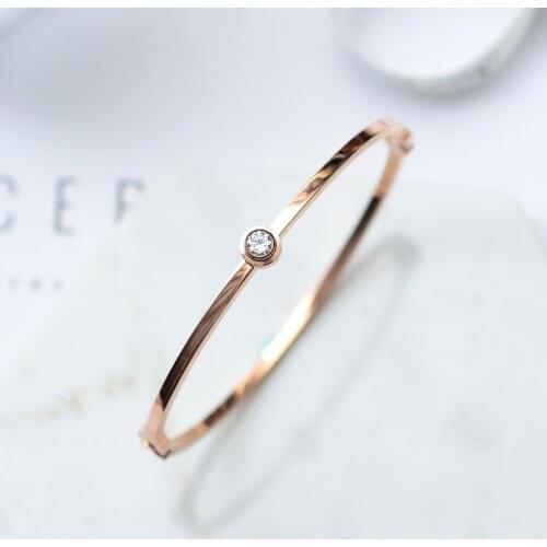 YUN RUO 2018 Simple Style Zirconia Bangle Rose Gold Color Women Birthday Gift Titanium Steel Jewelry Never Fade Free Shipping