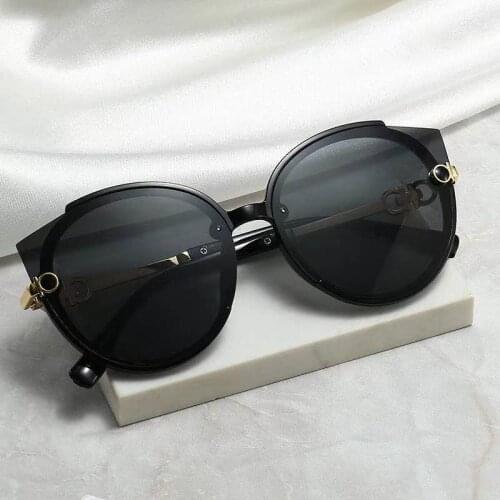 Womens Sunglasses 2021 Retro Big Box Metal Round Glasses Fashion Cats eye Black Lenses Luxury Designer Men Driving Eyeglasses
