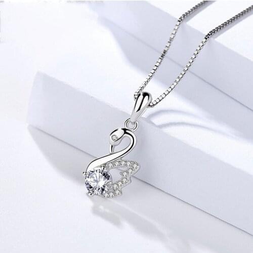 Lo Paulina 925 Sterling Silver Simple Popular Swan Pendant Charm AAA Zircon For Necklace DIY Without Chain for Christmas Gift