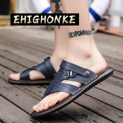 Spring and summer new mens casual leather shoes beach outdoor flip flops summer sandals breathable PU soft slippers swimming y6