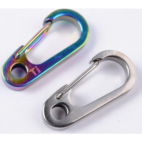 EDC Hanging Buckled Ring Bottle Opener Keychain Clip Hook Key Ring Outdoor Titanium Alloy Portable Camping Climbing Multi Tool