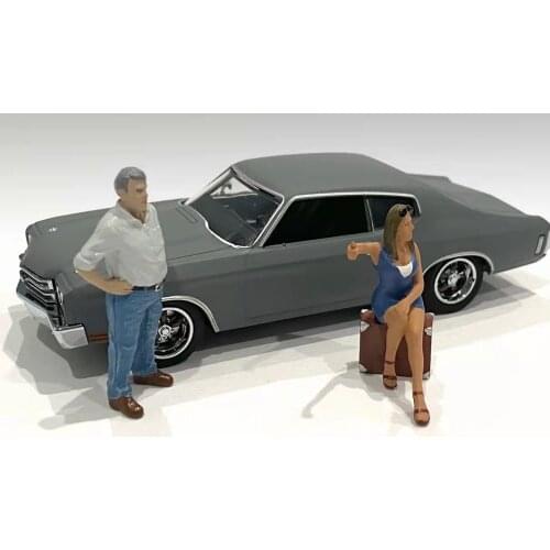 1:18 figure Hitchhiking girl