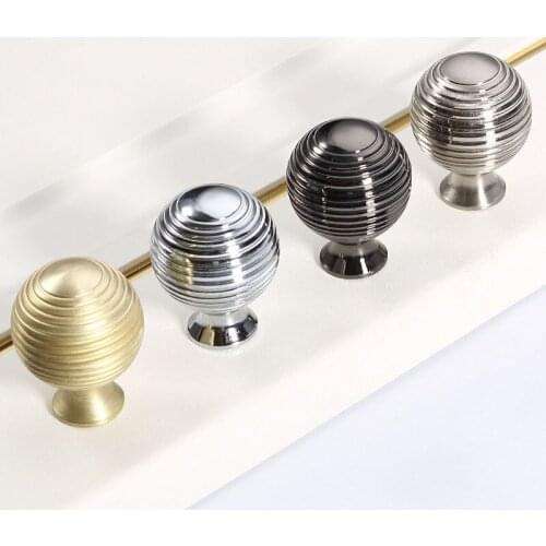 HXS European Cabinet Black Zinc Alloy Furniture Handles American Modern Drawer Gold Round Single Hole Handle Desk Drawer Knobs