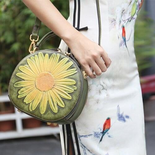 Genuine Leather Women Handbags 2020 New First Layer Cowhide Female Shoulder Messenger Bag Retro Small round Diagonal Bags