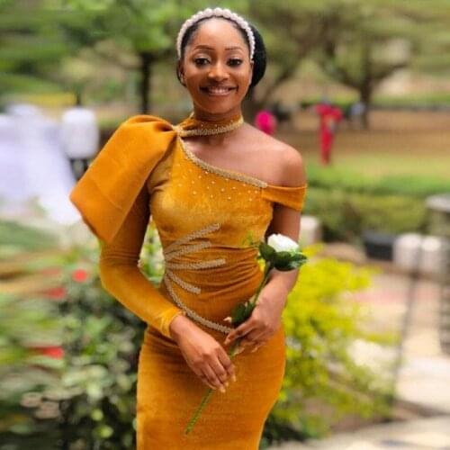 Velvet Gold Prom Dresses One Shoulder Long Sleeves Black Girls Formal Party Dress Bow Beads Sequins Mermaid Evening Dress