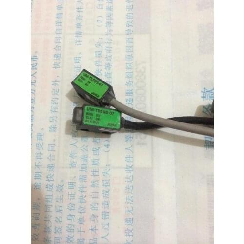 Free shipping Photoelectric sensor UM-TR50S-07 UM-TL50S-07 5V
