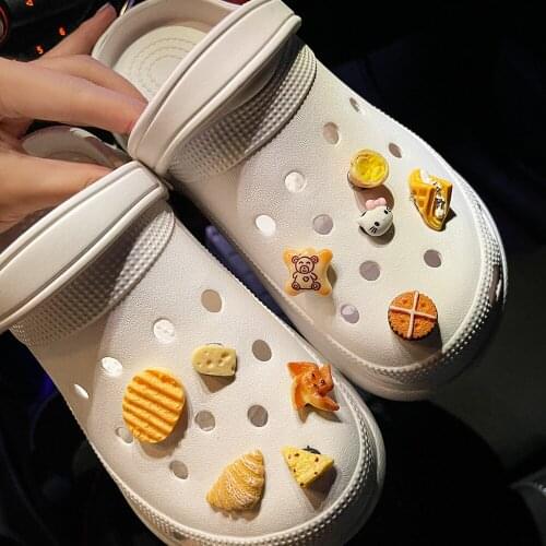 1PCS Hot Design Food Series PVC Hole Slipper Decoration Croc Egg Tart Potato Chips Shoes Charms Jeans for Crocs Jibz Buckle