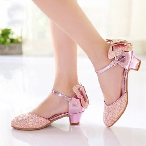 Childrens shoes, girls' fashion shoes, high heels, childrens princess shoes, 2020 students' Baotou white sandals