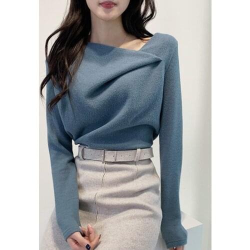 Korea Chic Autumn and Winter Elegant Haze Blue White Design Sense Oblique Collar Irregular Long-Sleeved Sweater Sweater Women