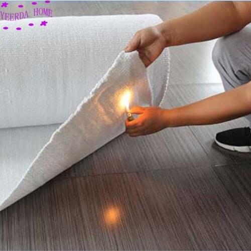 Fire proof blanket is resistant to high temperature of 1260 ℃ ceramic fiber cloth welding slag fireproof heat insulation cloth