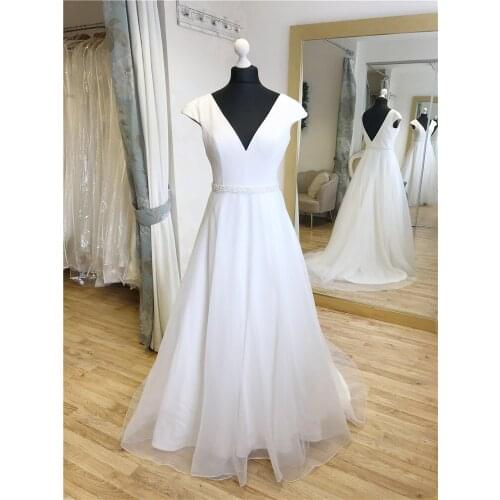 A Line Wedding Dress CY-0428-2 Vestidos Bridal Gowns V Neck Backless Organza Illusion Sashes Bodice Tulle Skirt