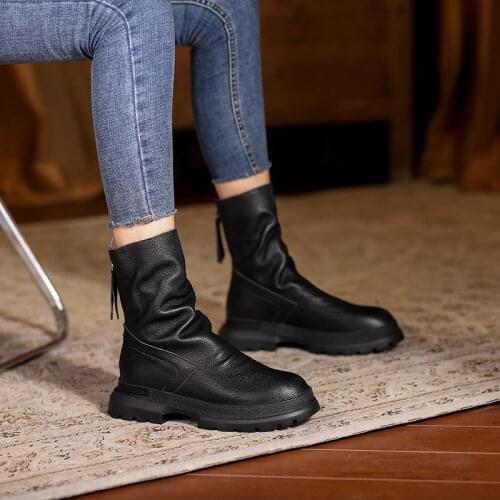 QZYERAI Women Boots Genuine Leather Chelsea Boots Non-Slip Female Boots The 2021 New Fashion Black White