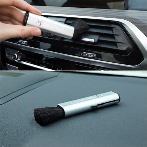 1Pcs ABS Car Cleaning Brush Retractable Auto Air Outlet Dust Brush For DS SPIRIT DS3 DS4 DS4S DS5 DS 5LS DS6 DS7 WILD RUBIS DS-5