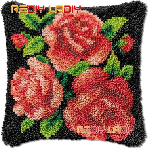 Latch Hook Cushion Three Rose DIY Needlepoint Kits Chunky Acrylic Yarn Arts Crocheting Lofty Pillow Case Hobby & Crafts