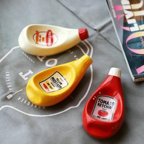 Modern Trendy Salad Tomato Soy Sauce Ceramic Plate Household