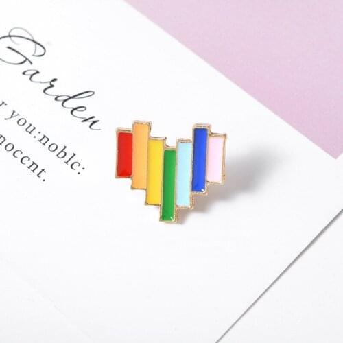 Ins Tide Creative New Product Color Love Alloy Drip Brooch Korean Cartoon Wild Rainbow Backpack Shirt Badge Clothing Accessories