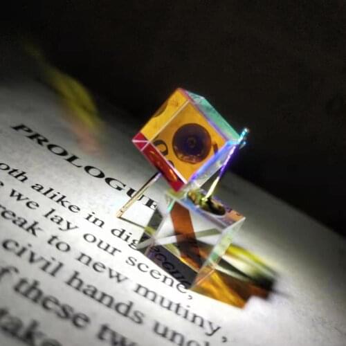 Optical Color Earrings Ladies Crystal Pendant Modern Jewelry Elegant Girl Gift Jewelry